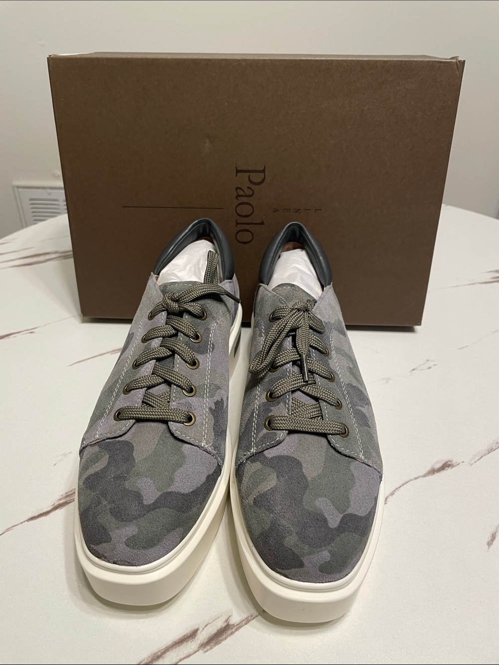 Paolo  Kendra  Women Green & Gray COOL Cam Sneakers New in Box Sz 9 M